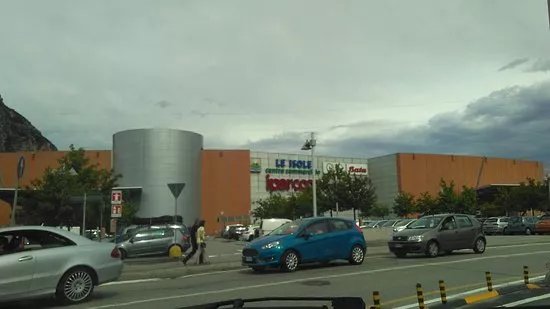 Centro Commerciale LE ISOLE