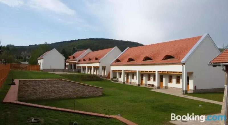 Retespajta es Apartmanhaz