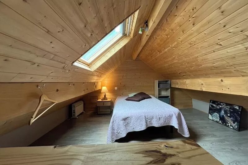 New house, quiet, comfortable and close to everything