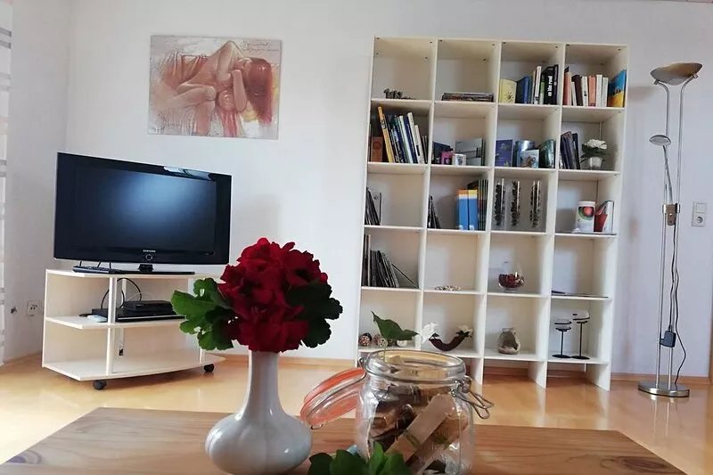 Large apartment -30 min. To Lake Constance - 10 min. To the Danube Valley - 5