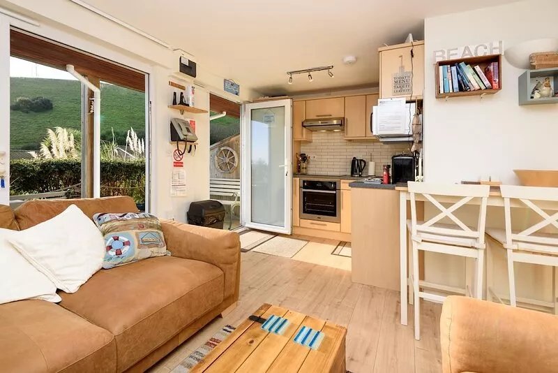 Delightful apartment for two guests close to the beach.