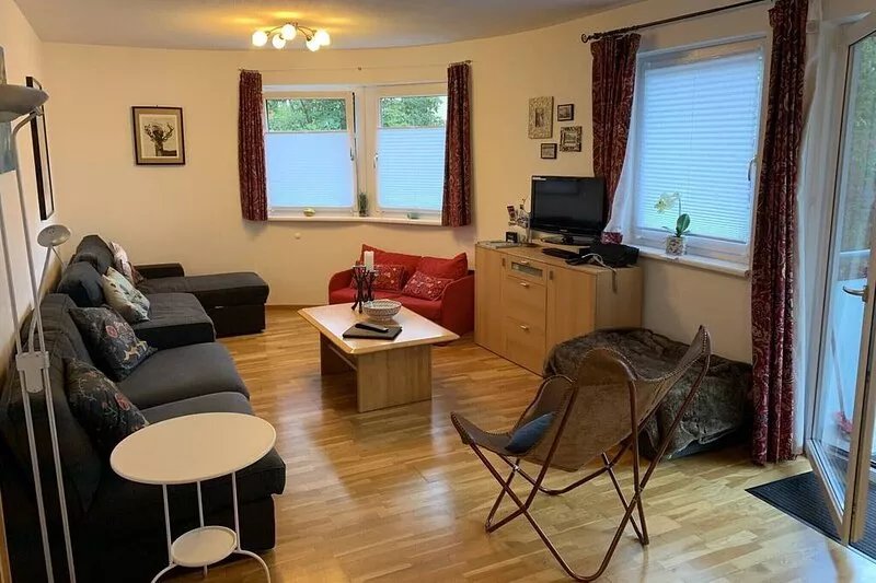 Modern, spacious apartment - 250m from town centre, 300m from ski lifts