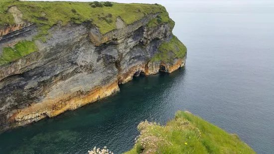 Bromore Cliffs