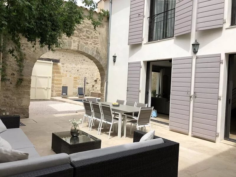 Pézenas Character house (Tourism 4****)with swimming pool historic center of