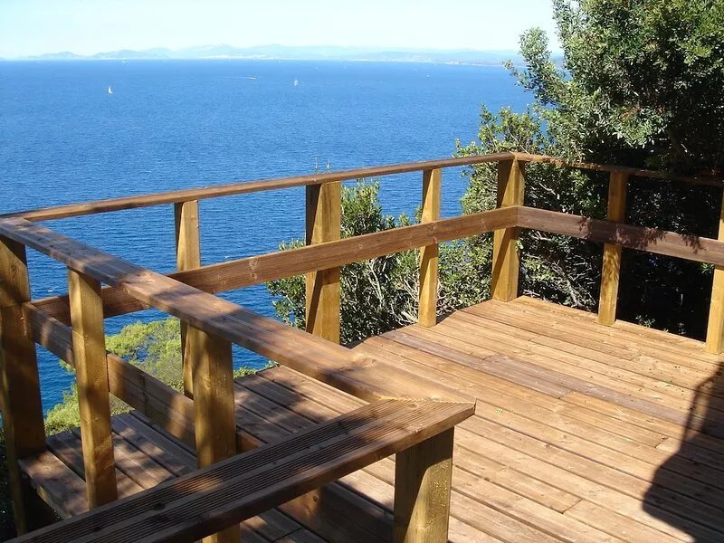 Studio on the Ile du Levant - superb sea view