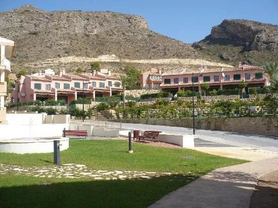 Sierra Cortina Resort
