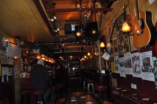 Mulligans Irish Music Bar