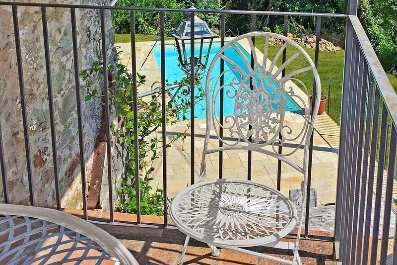 Monterotondo mountain villa with private pool, walk restaurant, WIFI.