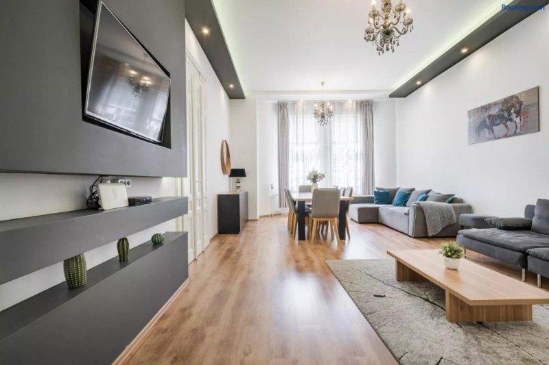 Luxury Apartment by Hi5 - Zichy Suites