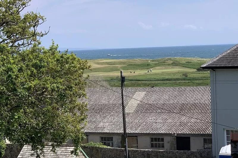 Large Family House In Penally, Pembrokeshire, Wales