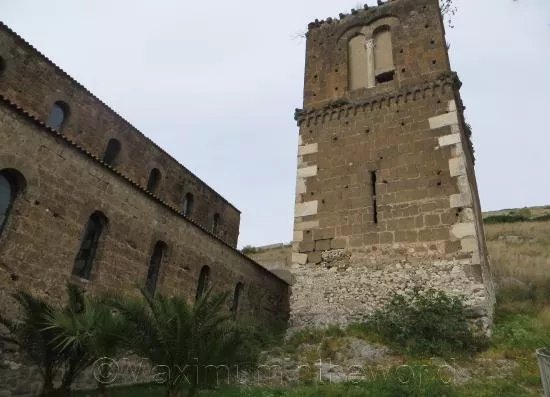 Abbazia di San Pietro ad Montes