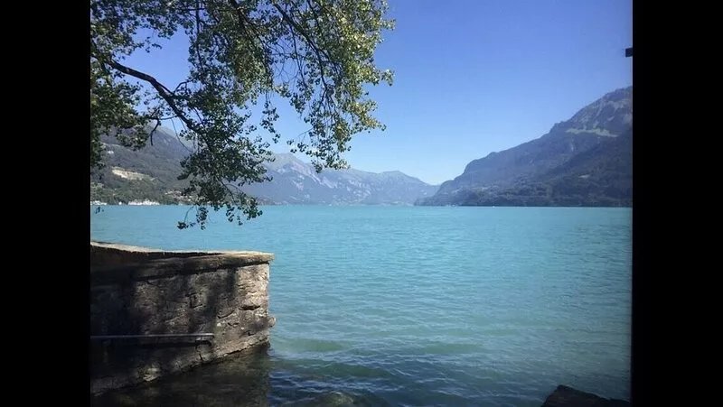 Renovated flat in classic Chalet by the lake.