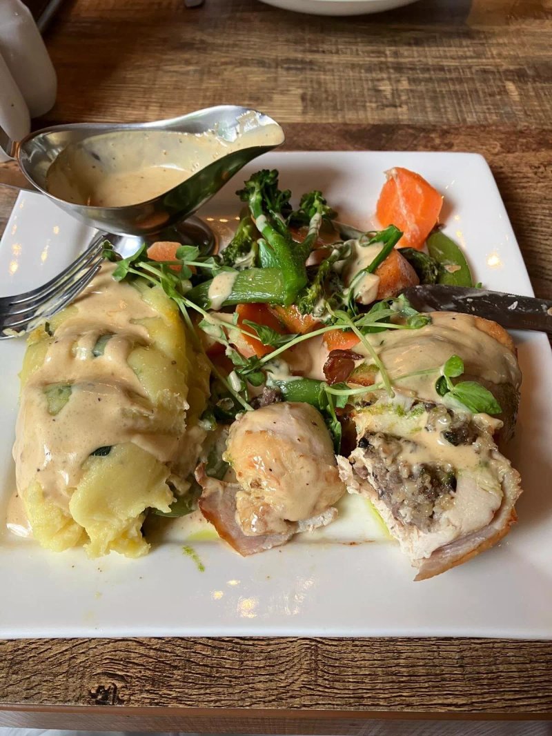 Food and Drink at the Golspie Inn