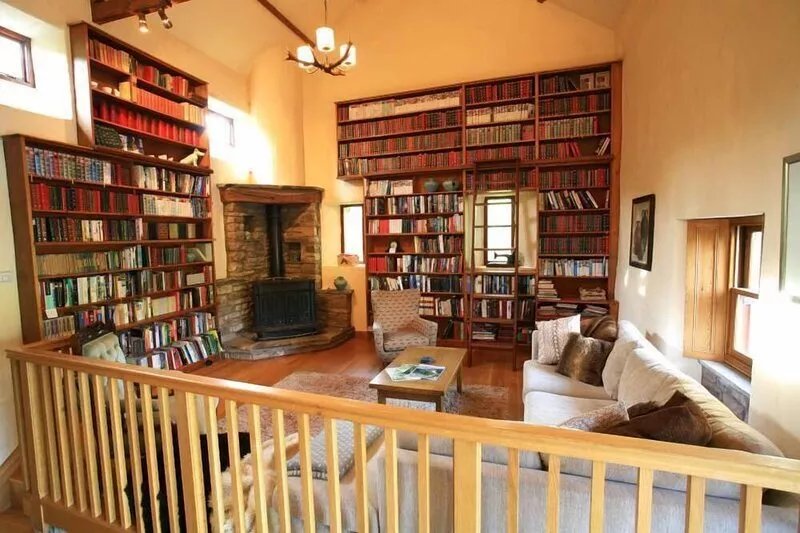 Delightful holiday home offers views over Dentdale with Whernside