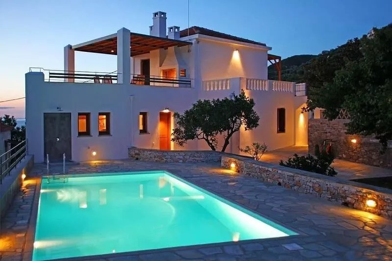 Lux!view!6prs.10min city, port, taxi frm Skiath, NO car, freetour with our boat