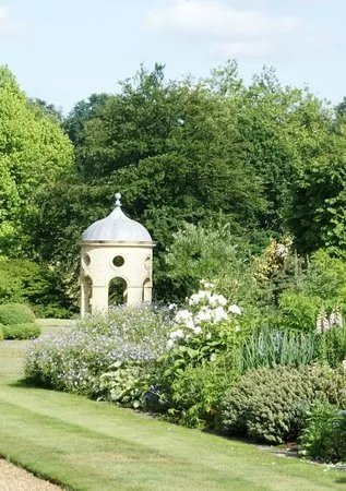 Woolbeding Gardens