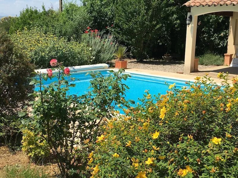 Gorgeous villa with full-sized pool, ensuite bedrooms and breathtaking views.