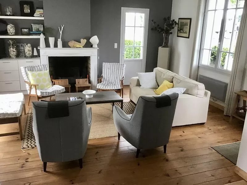 Beautiful vacation home in the heart of Saint Cast