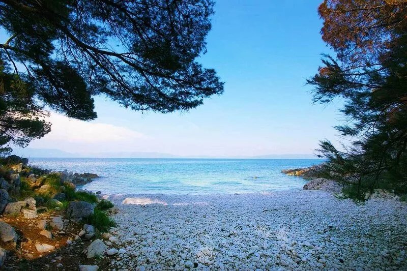 A luxurious gem near the sea, private and peaceful