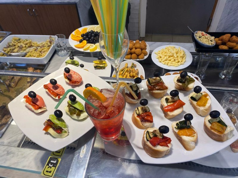 Astro Bar, Pizzeria, Tavola Calda, Tabaccheria