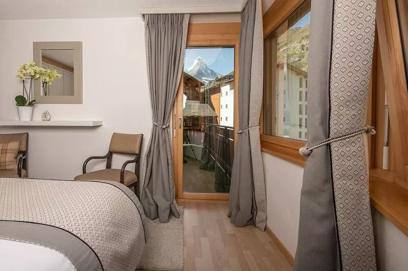 Chez Nous Zermatt - 4 luxury apartments in same building with Matterhorn views