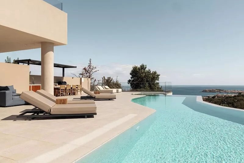 Panoramic sea views, full privacy, 60m2 heated pool, kids pool, playroom and gym