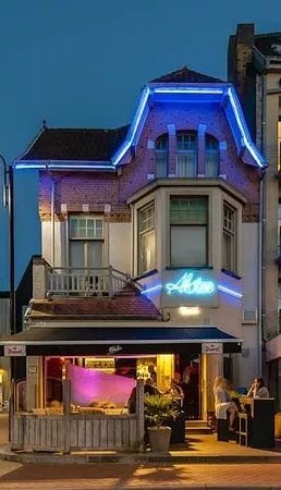 Cafe Akotee