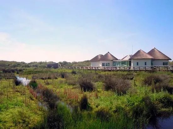 Centro de Interpretacion de la Naturaleza y El Litoral El Camaleon