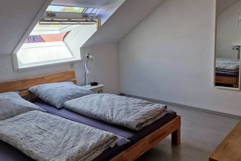 Schöne 3 Zimmer Wohnung mit Klimaanlage, Zentral und Naturnah