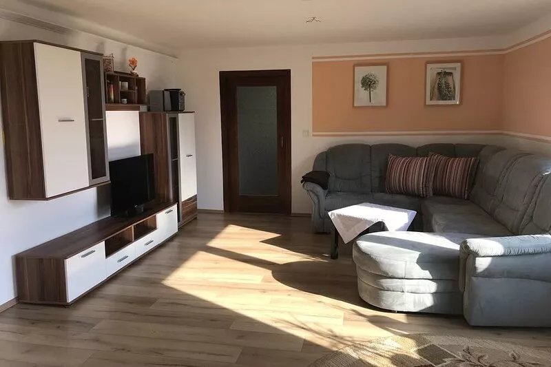 Apartment Schink - near Chemnitz with a view of the countryside