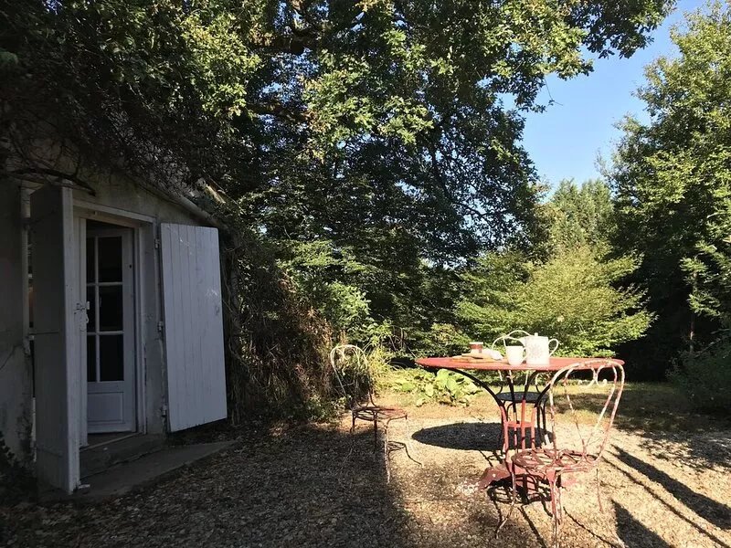 Charming 17th century house on 1 ha of land 4 minutes from Bergerac