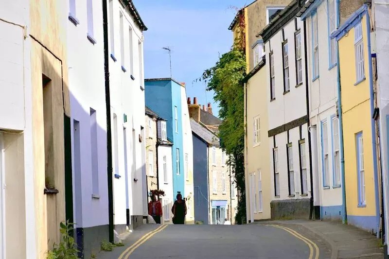 Lavender Cottage - sleeps 4 guests  in 2 bedrooms