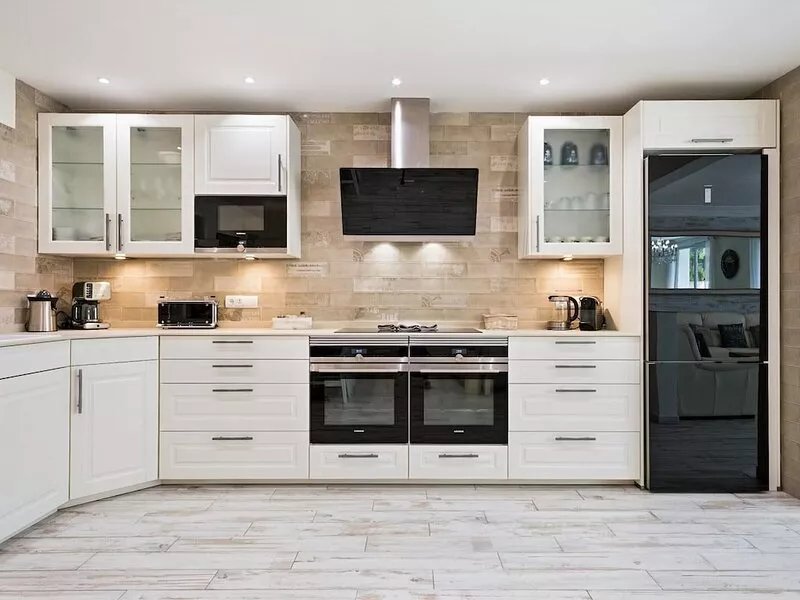 Sitges Spaces Mediterranean Apartments - 4 bed/4 bath/Jacuzzi -Sleeps up to 9