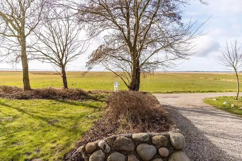 Apartment "Schipp Landen Elsabea" with Sea View, Shared Garden & Wi-Fi