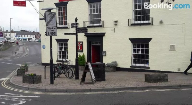 The Pall Tavern