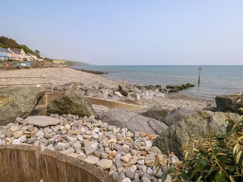 SWN Y MOR, pet friendly, luxury holiday cottage in Amroth
