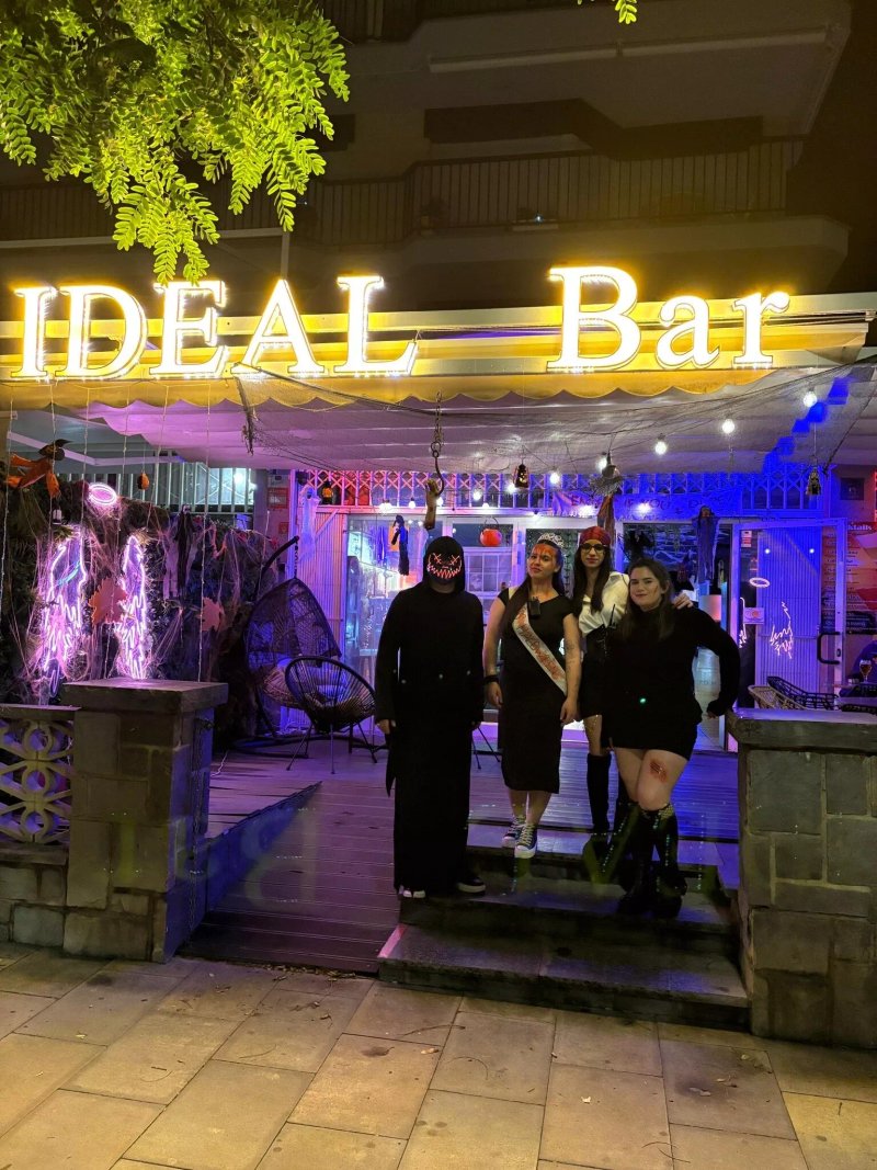 Ideal Bar