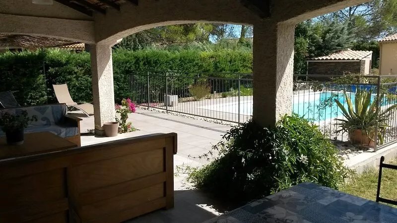 Beautiful air-conditioned villa of 200m² north of Montpellier in residential