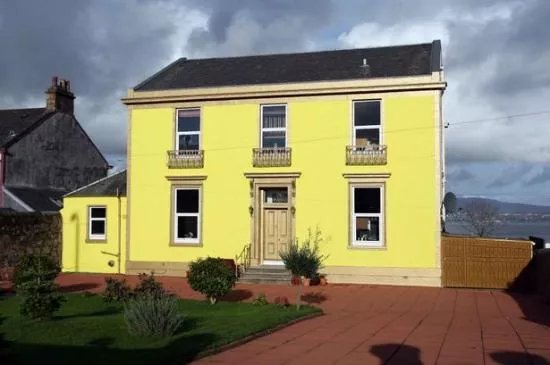 Greenock Yellow House