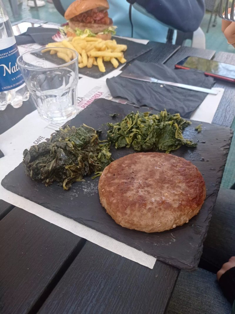 Bar della Fonte food and drink