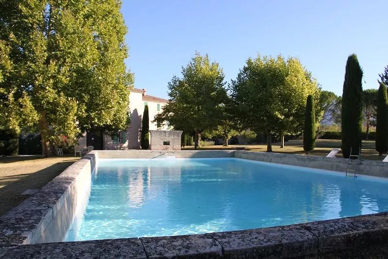 Stunning villa at the foot of Mont Ventoux, swimming pool in a large park