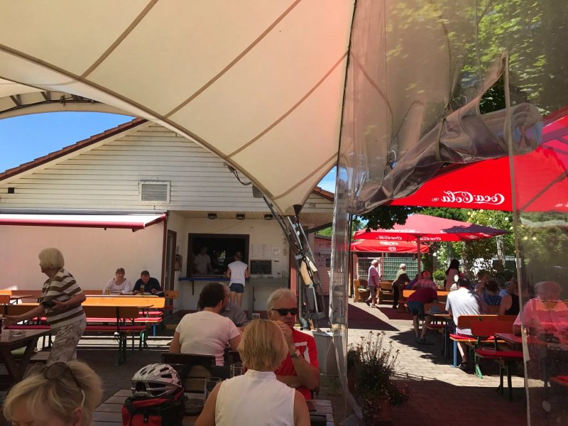 Dones Biergarten