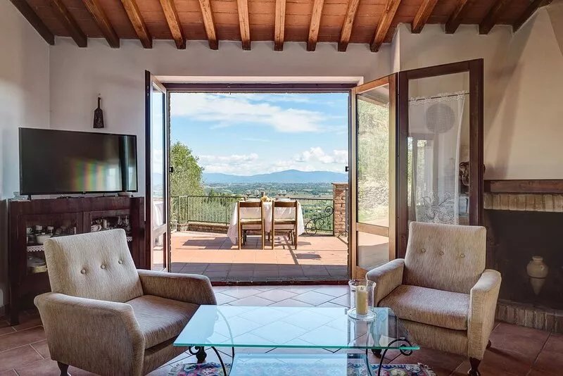 SacroFanum, panoramic Villa