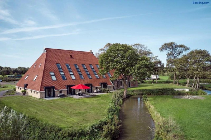 Farm house Van der Valk Hotel Leeuwarden