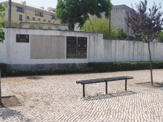 Placas de Homenagem a Todos os Combatentes do Concelho de Leiria