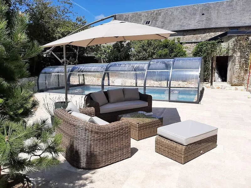 Fully renovated cottage with swimming pool in the heart of Cotentin