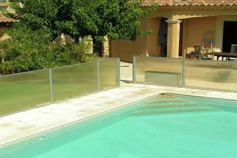 Cozy cottage in Carpentras  with fenced pool