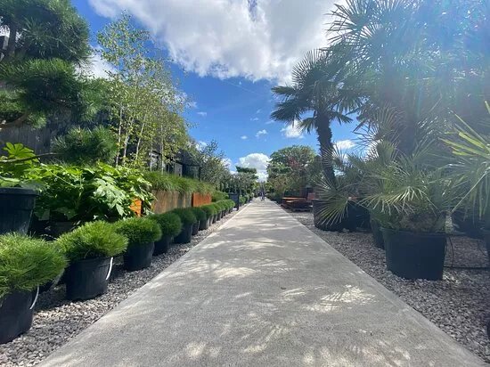 Lakeland Gardens
