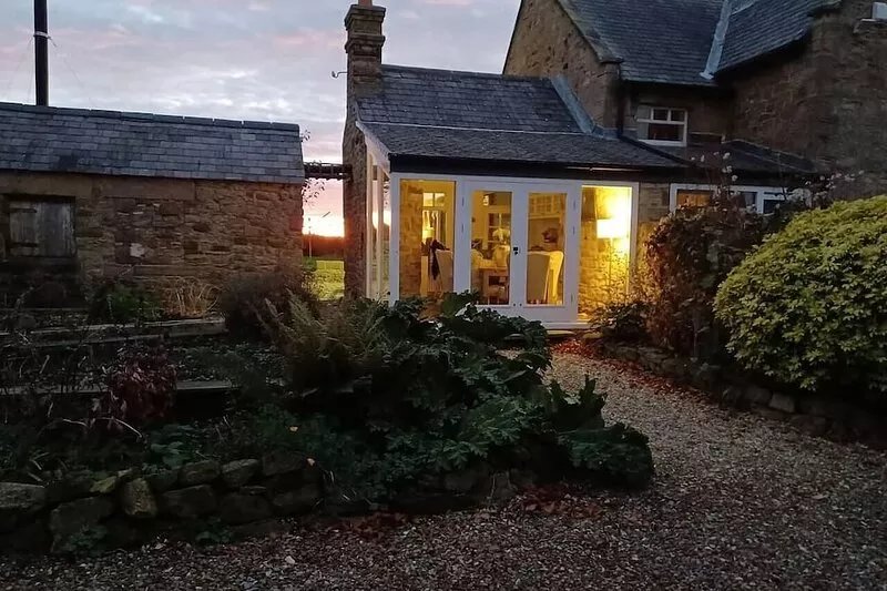Unique Countryside Cottage close to Sunderland