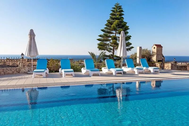Magnificent Luxury Villa with Private Pool and Super Sea//Mountain Views